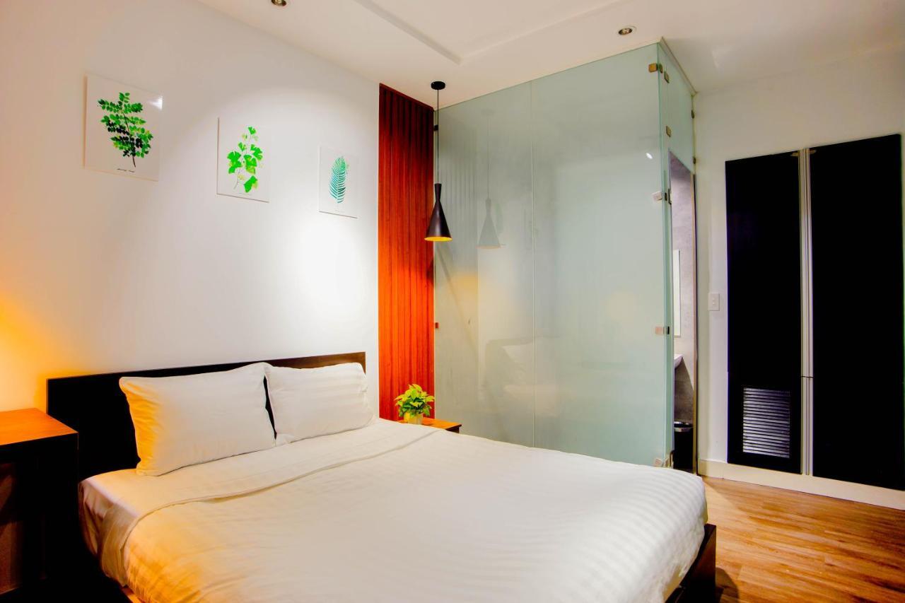 Hotel Lá Bình Tân 3*